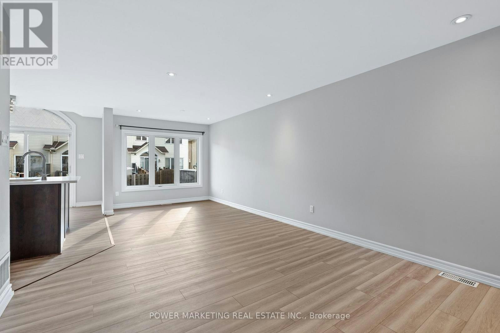 245 Silvermoon Crescent, Ottawa, ON, K4A 0P8 - 3