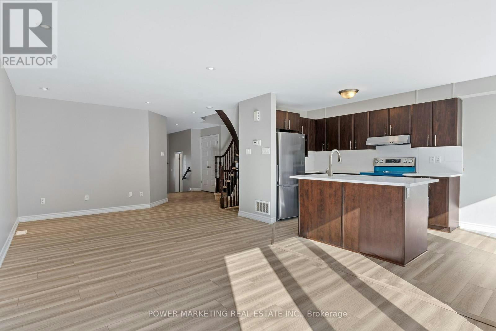245 Silvermoon Crescent, Ottawa, ON, K4A 0P8 - 6