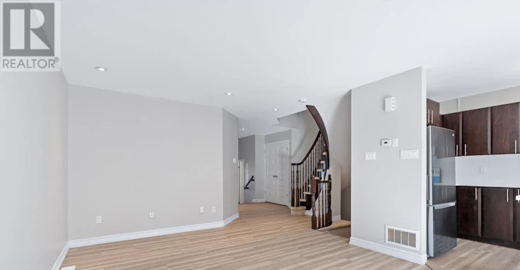 245 Silvermoon Crescent, Ottawa, ON, K4A 0P8 - 4