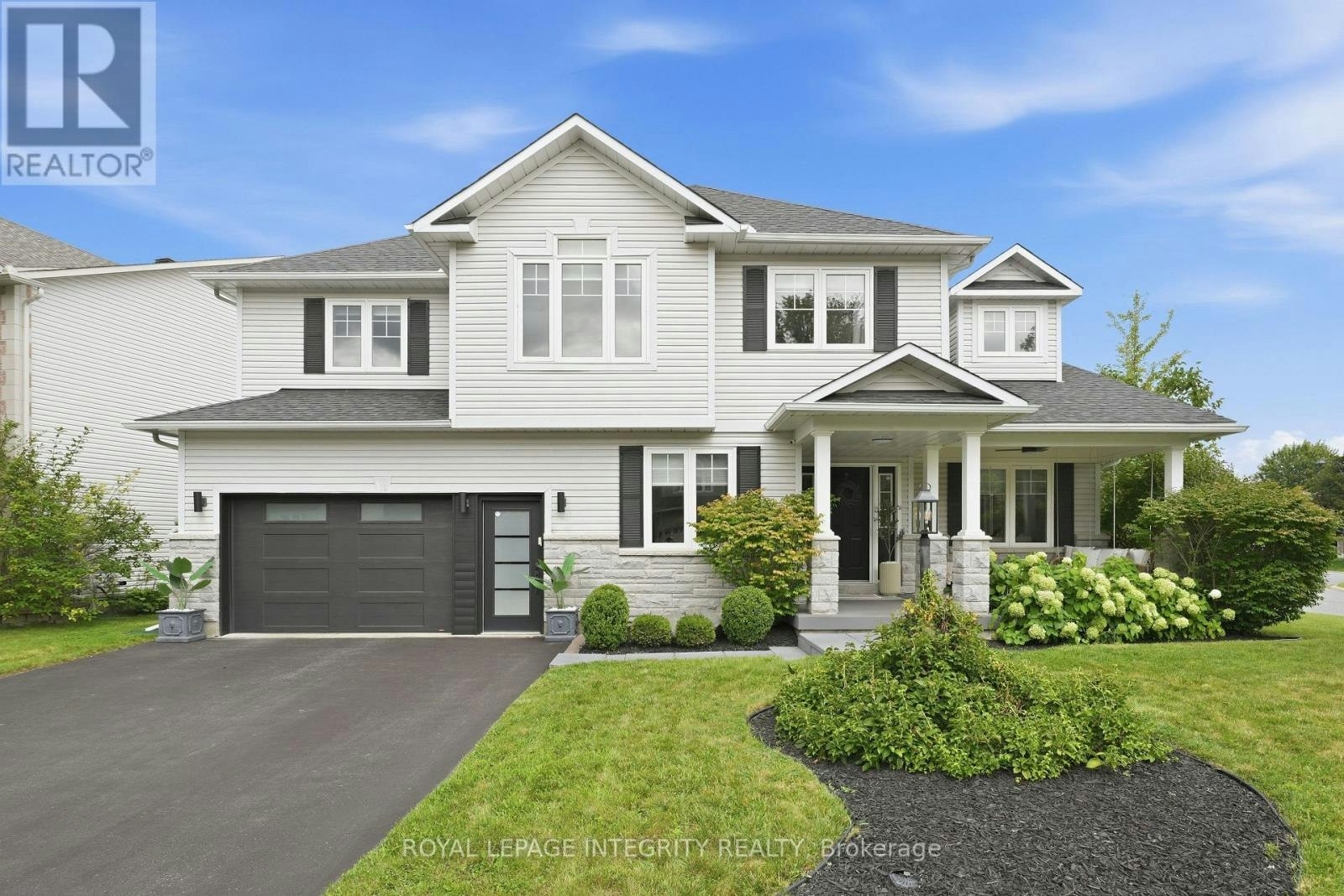 125 Ridge Drive WEST, Ottawa, ON, K2S 2H1