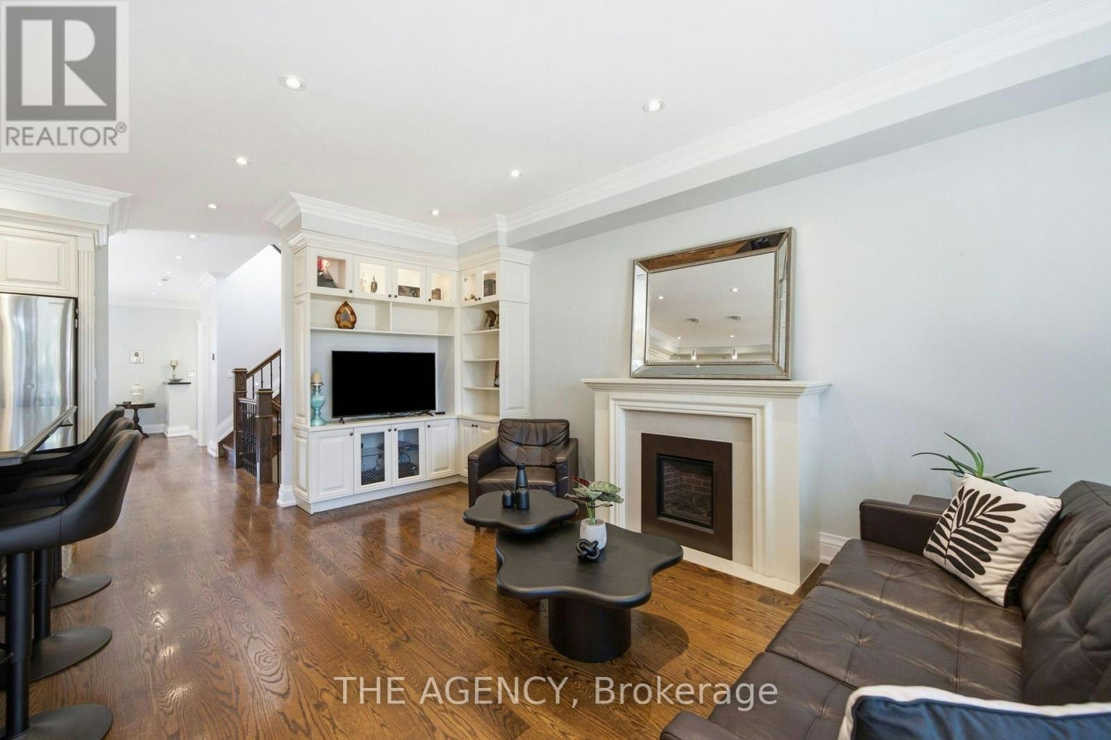 11 Northbrook Road, Toronto, ON, M4J 4E9