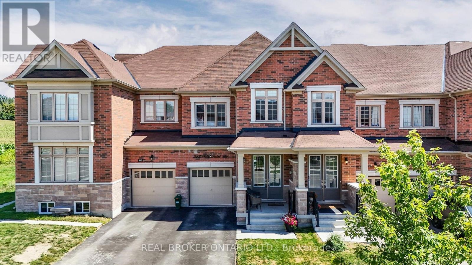 313 Silk Twist Drive, East Gwillimbury, ON, L9N 0V4
