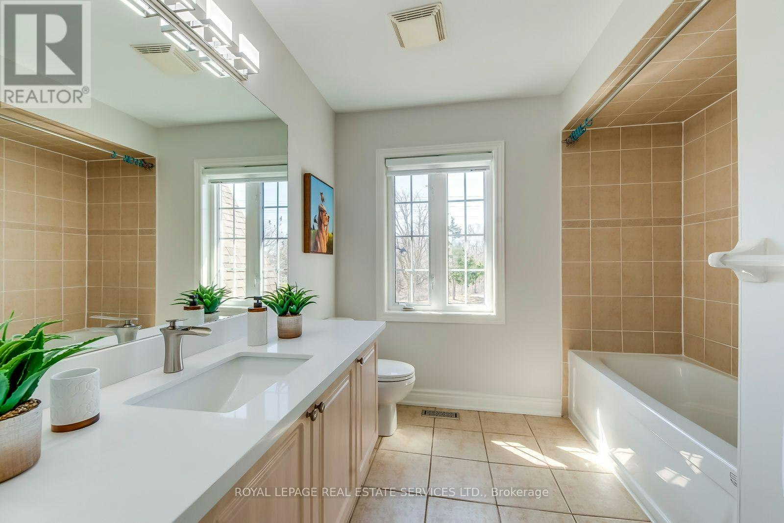 303 Burloak Drive, Burlington, ON, L6L 6T6 - 44