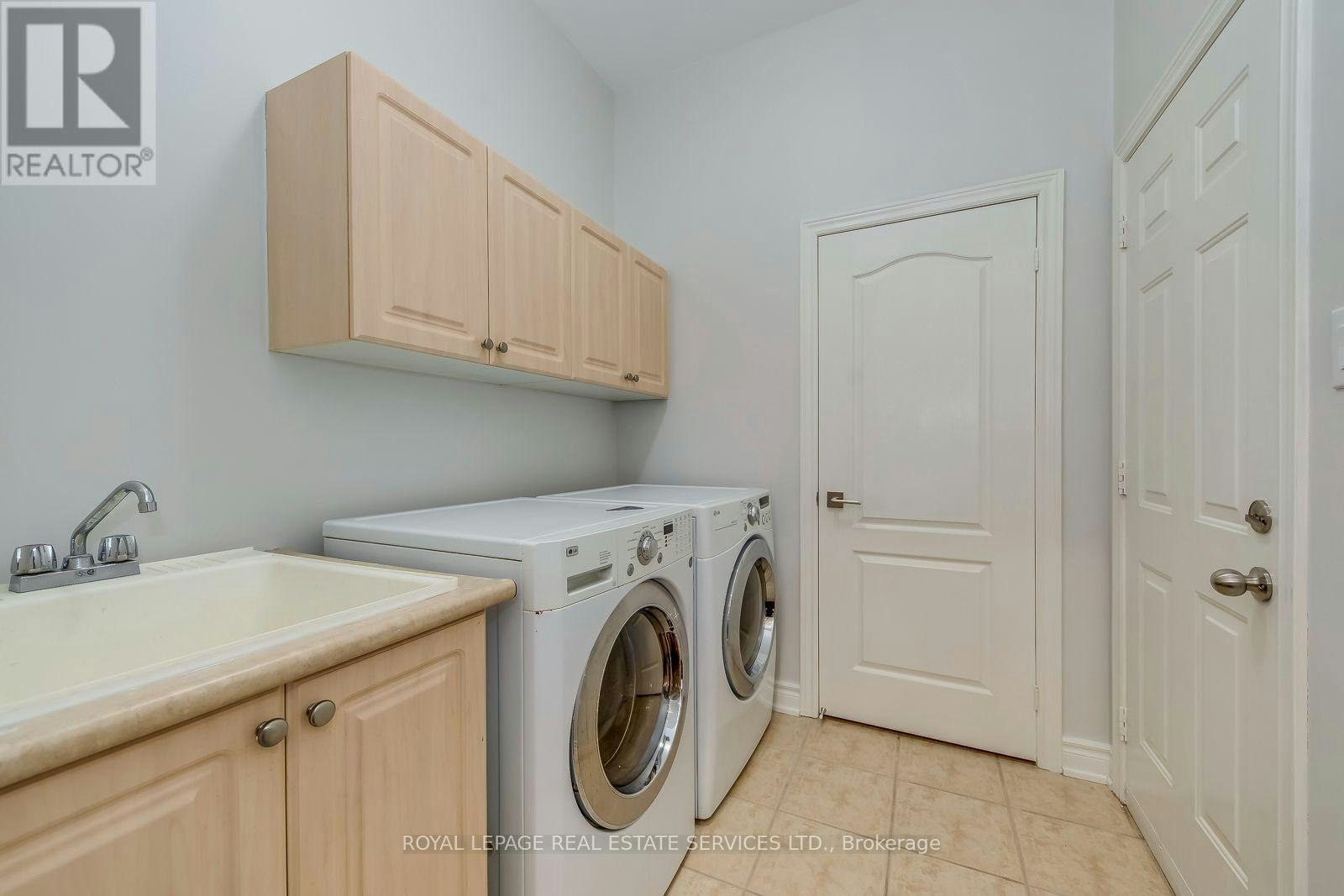 303 Burloak Drive, Burlington, ON, L6L 6T6 - 27