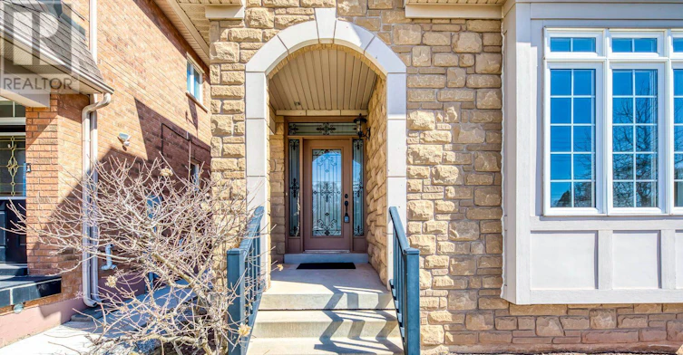 303 Burloak Drive, Burlington, ON, L6L 6T6 - 3