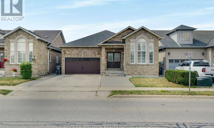 53 Ellwood Drive W