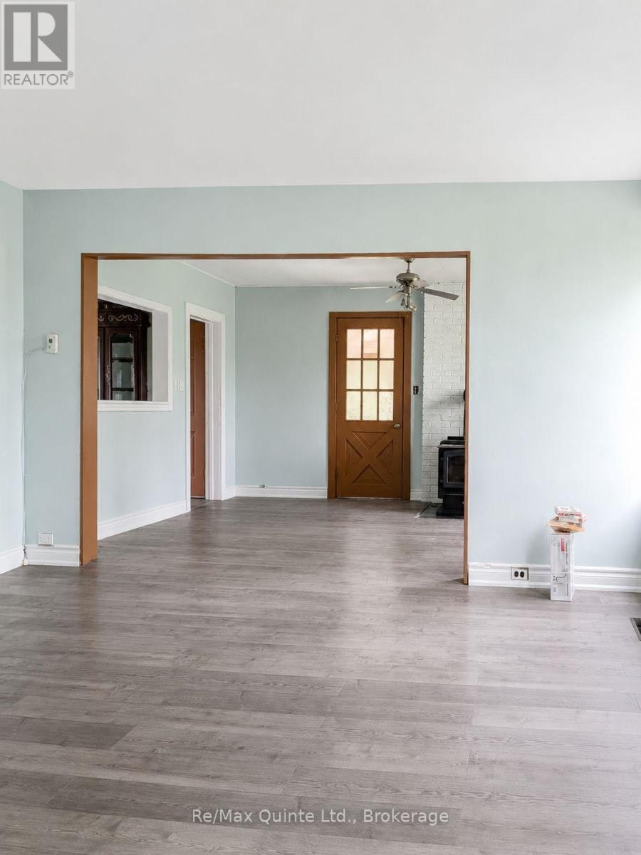 2805 County 15 Road, Prince Edward County, ON, K0K 2T0 - 4