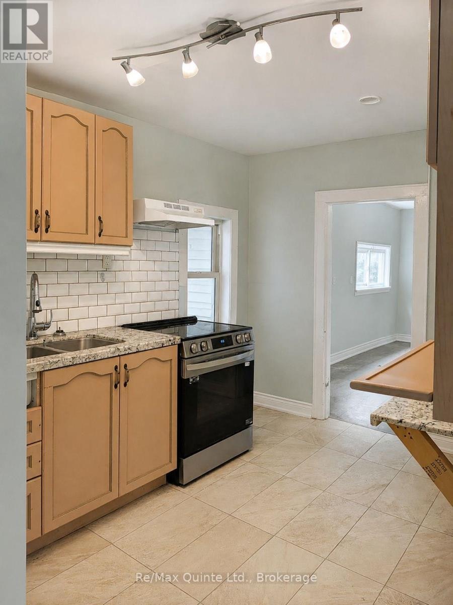 2805 County 15 Road, Prince Edward County, ON, K0K 2T0 - 8