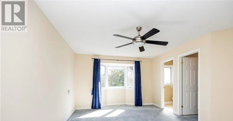 21 Grenadier Way, Ottawa, ON, K2J 4L3 - 15