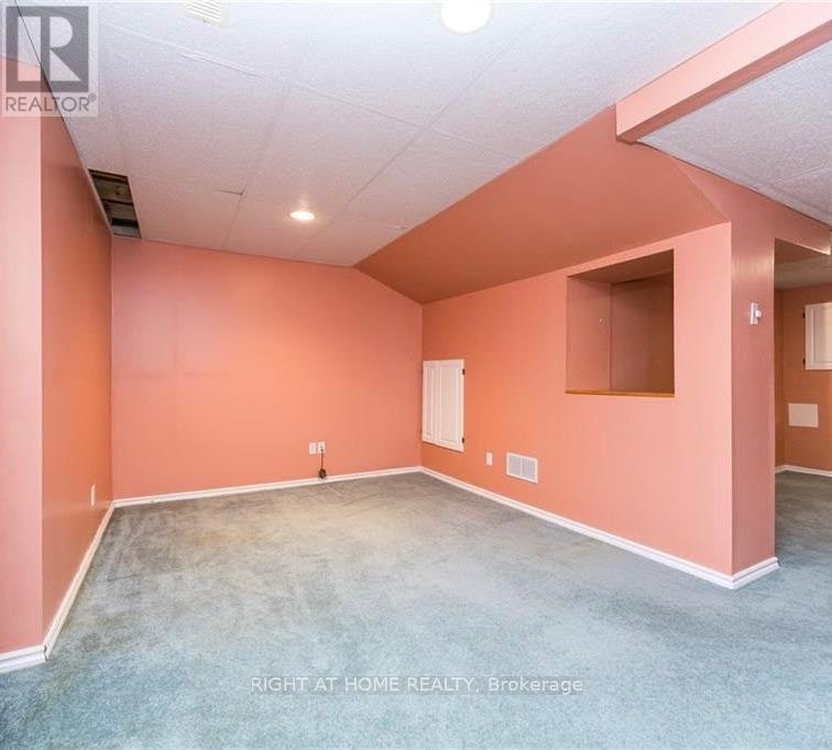 21 Grenadier Way, Ottawa, ON, K2J 4L3 - 24