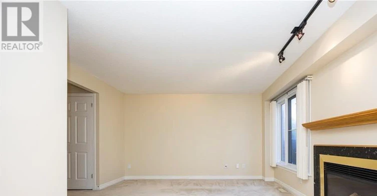 21 Grenadier Way, Ottawa, ON, K2J 4L3 - 12