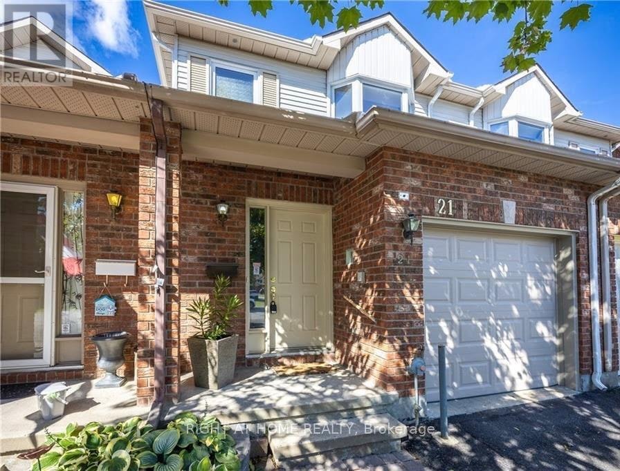 21 Grenadier Way, Ottawa, ON, K2J 4L3 - 2