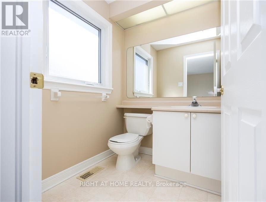 21 Grenadier Way, Ottawa, ON, K2J 4L3 - 14