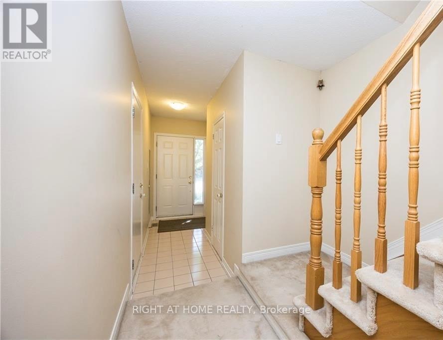 21 Grenadier Way, Ottawa, ON, K2J 4L3 - 5