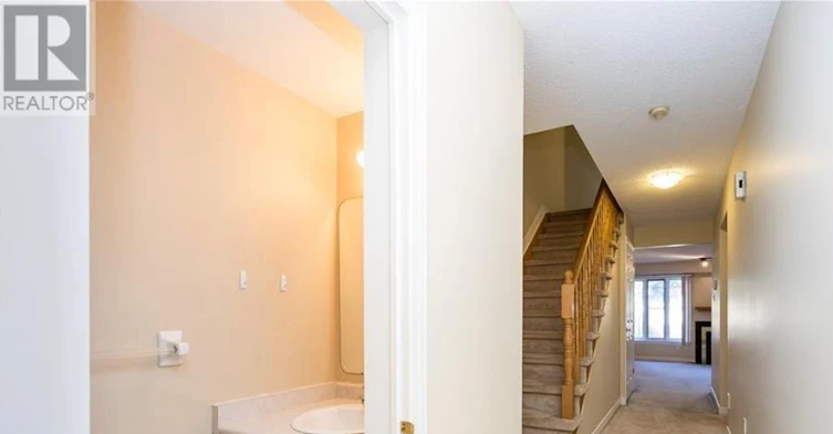 21 Grenadier Way, Ottawa, ON, K2J 4L3 - 6