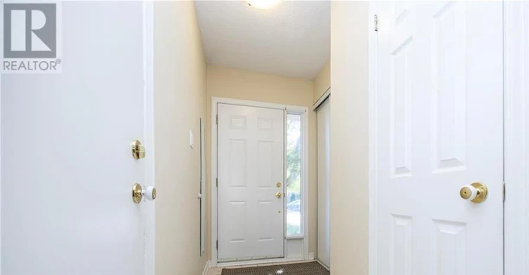 21 Grenadier Way, Ottawa, ON, K2J 4L3 - 3