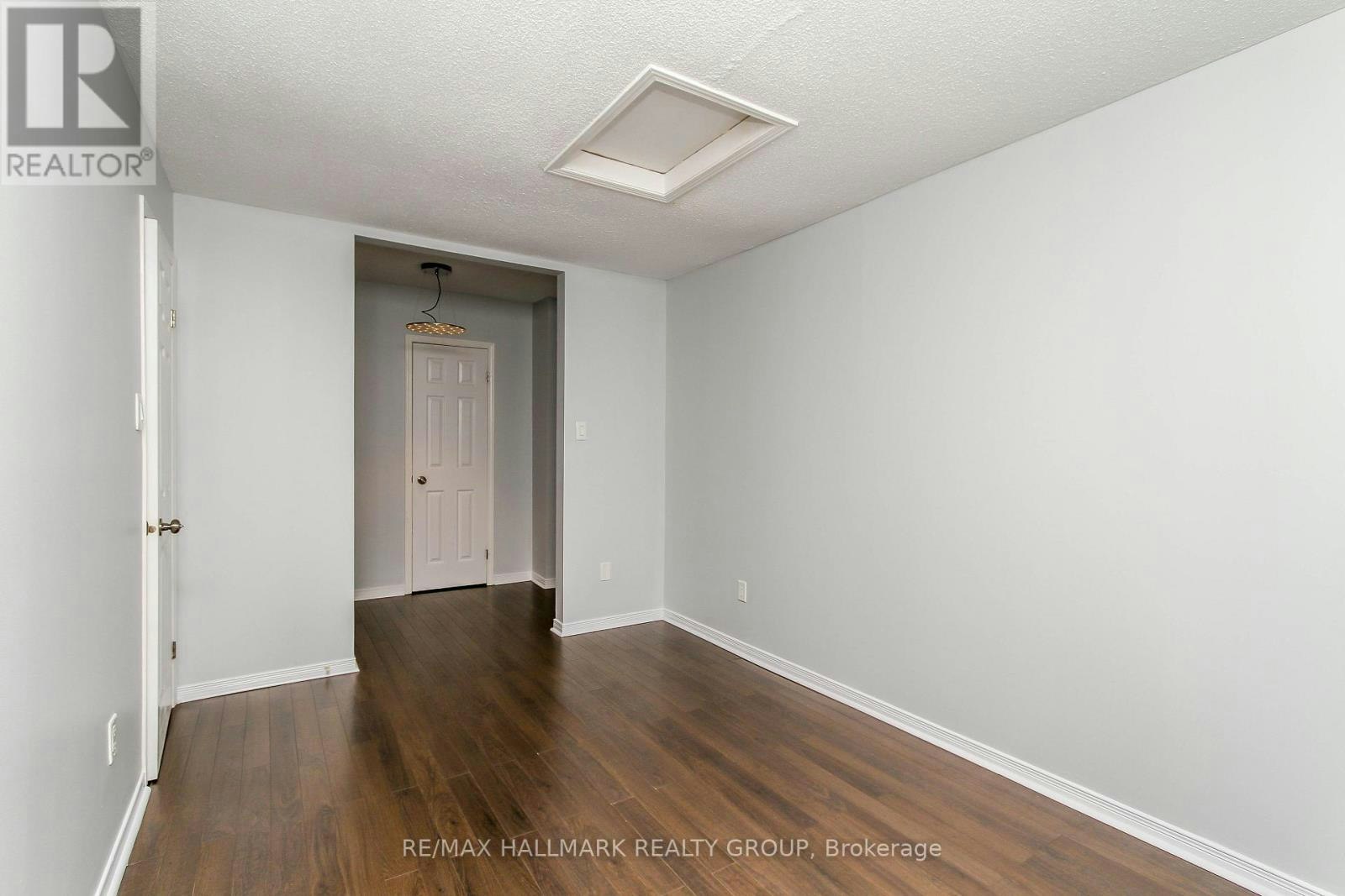 25 Wildpine Court, Ottawa, ON, K2S 1C6 - 14