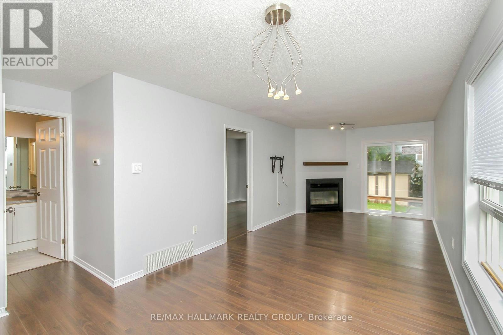 25 Wildpine Court, Ottawa, ON, K2S 1C6 - 5