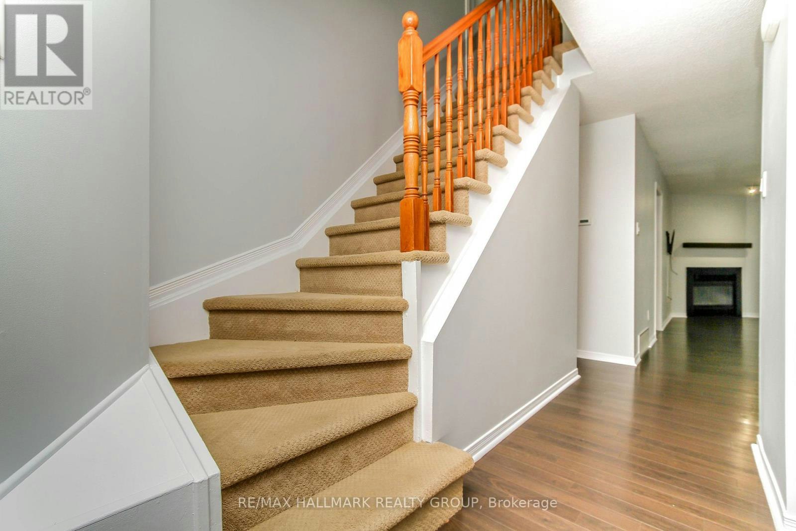 25 Wildpine Court, Ottawa, ON, K2S 1C6 - 3
