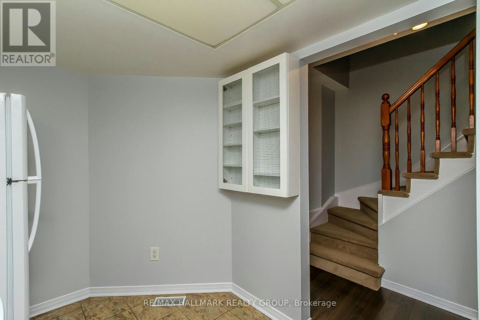 25 Wildpine Court, Ottawa, ON, K2S 1C6 - 11