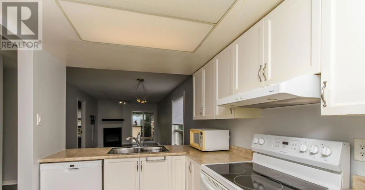 25 Wildpine Court, Ottawa, ON, K2S 1C6 - 9