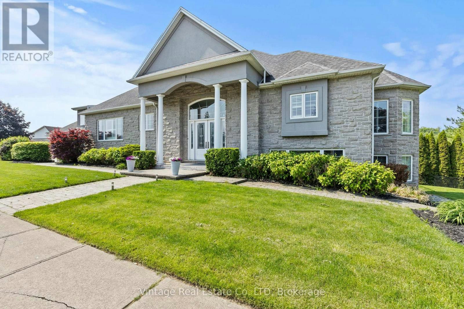 3689 Cardinal Drive, Niagara Falls, ON, L2H 2Y1