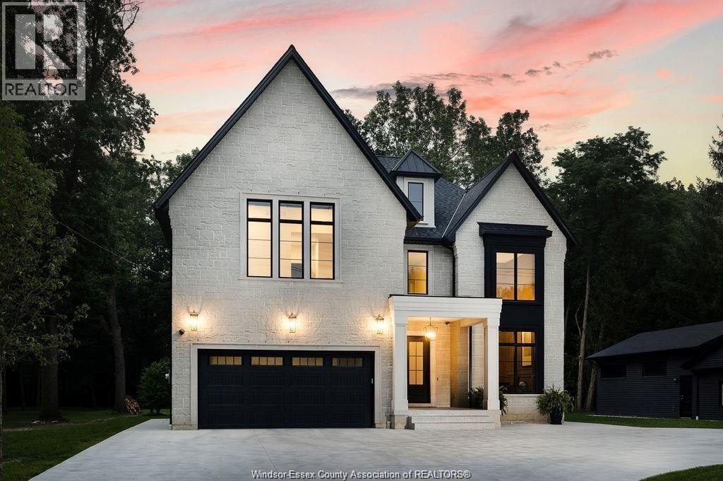 2490 Todd Lane, Lasalle, ON, N9H 1K5