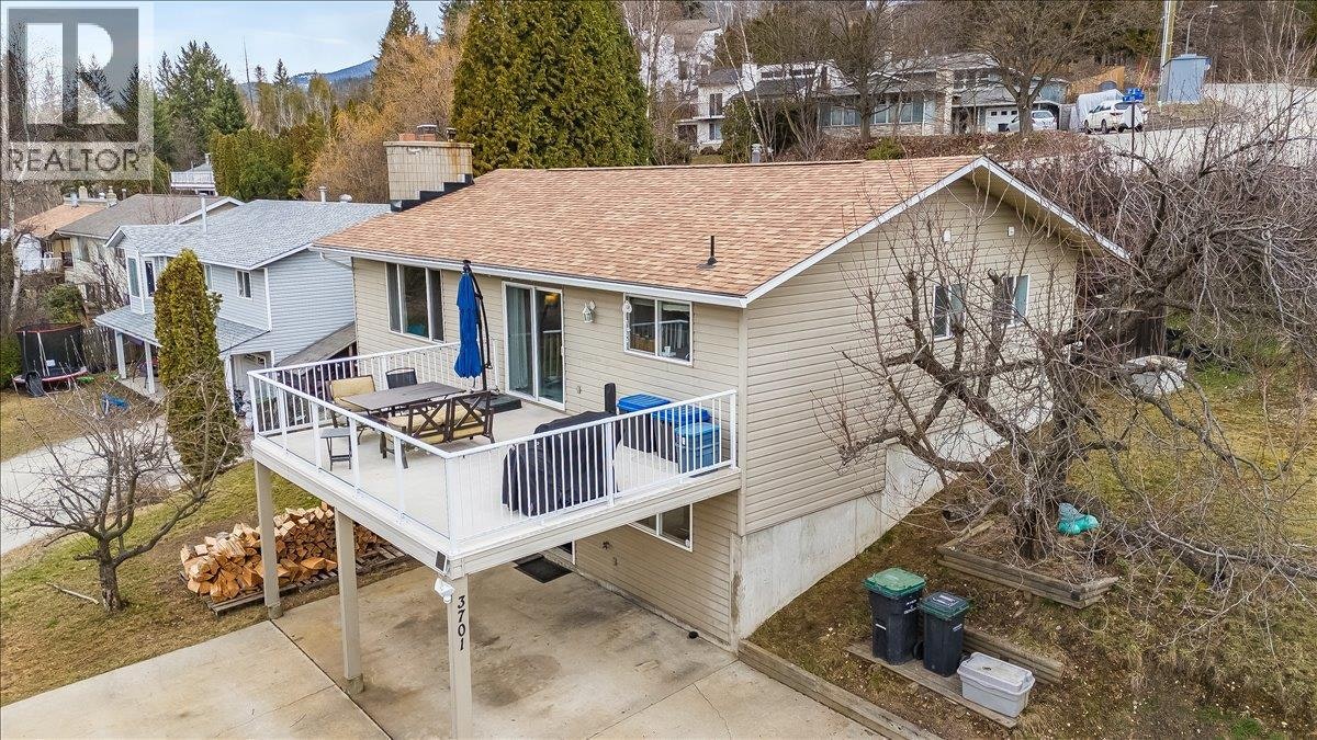 3701 9th Avenue, Castlegar, BC, V1N 3T3