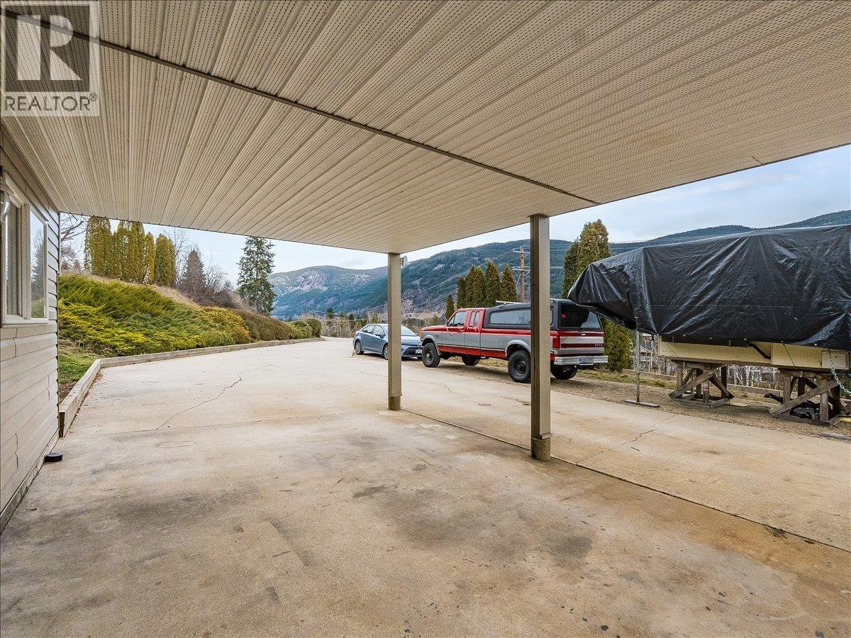3701 9th Avenue, Castlegar, BC, V1N 3T3 - 52