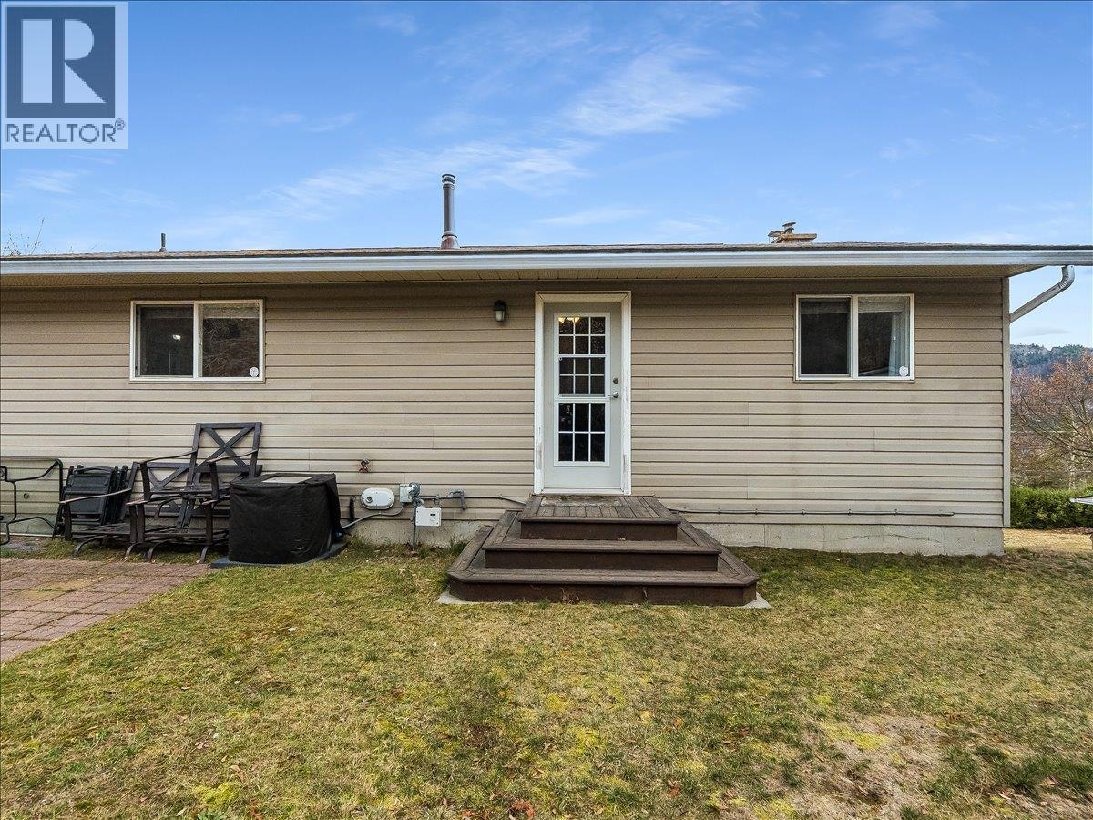 3701 9th Avenue, Castlegar, BC, V1N 3T3 - 55