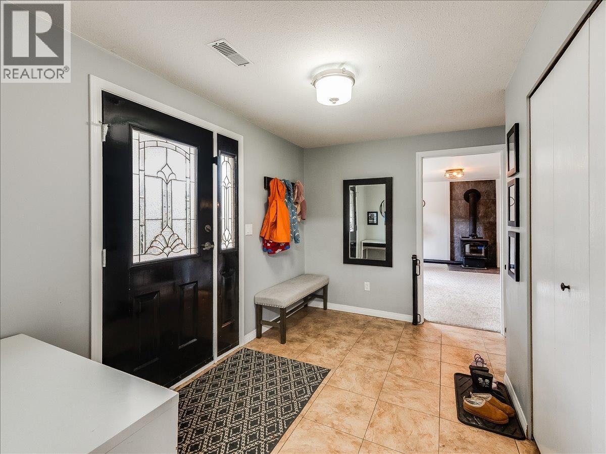 3701 9th Avenue, Castlegar, BC, V1N 3T3 - 44