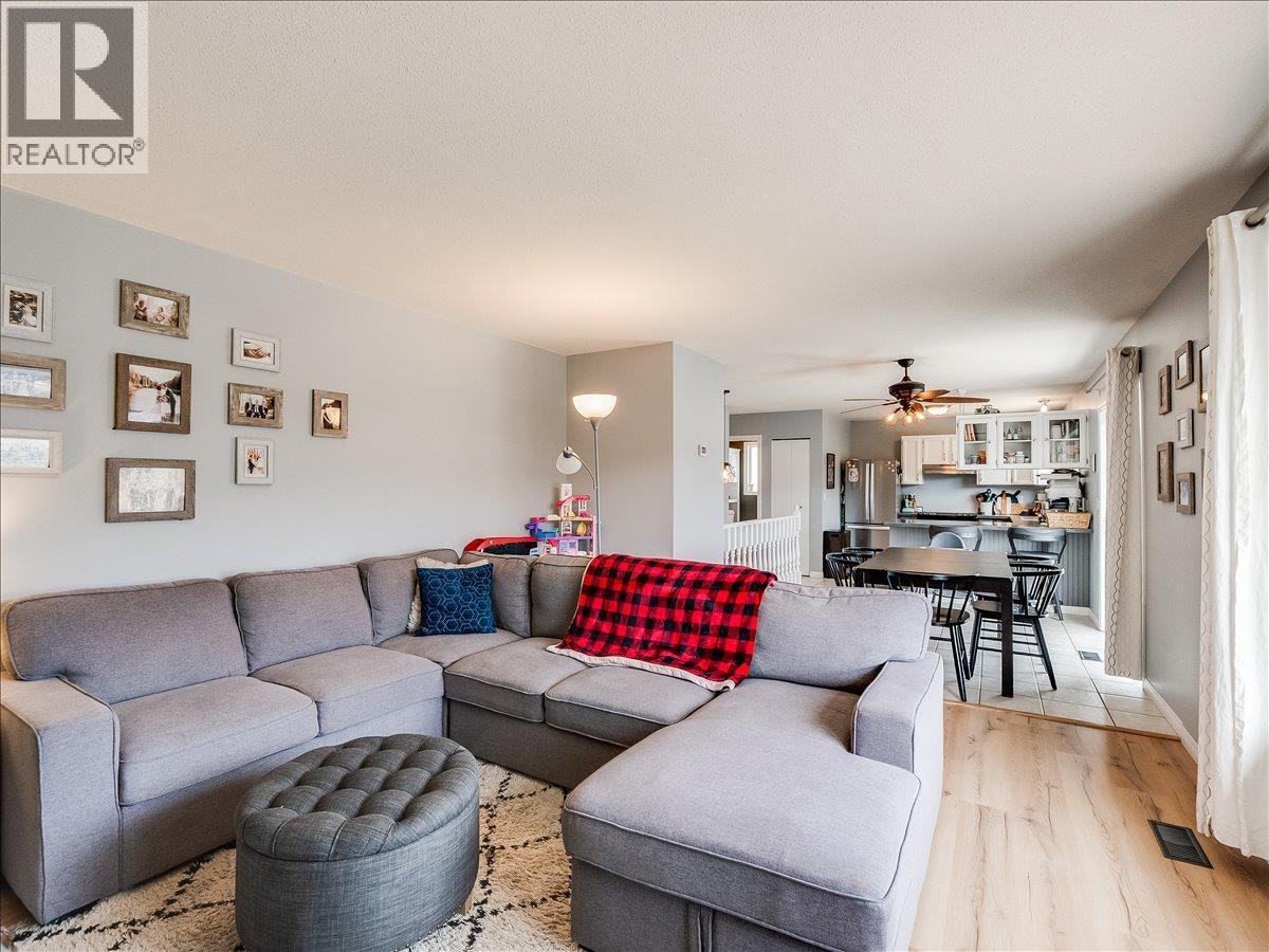 3701 9th Avenue, Castlegar, BC, V1N 3T3 - 16