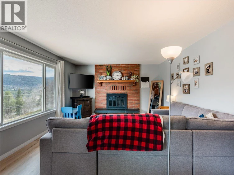 3701 9th Avenue, Castlegar, BC, V1N 3T3 - 12