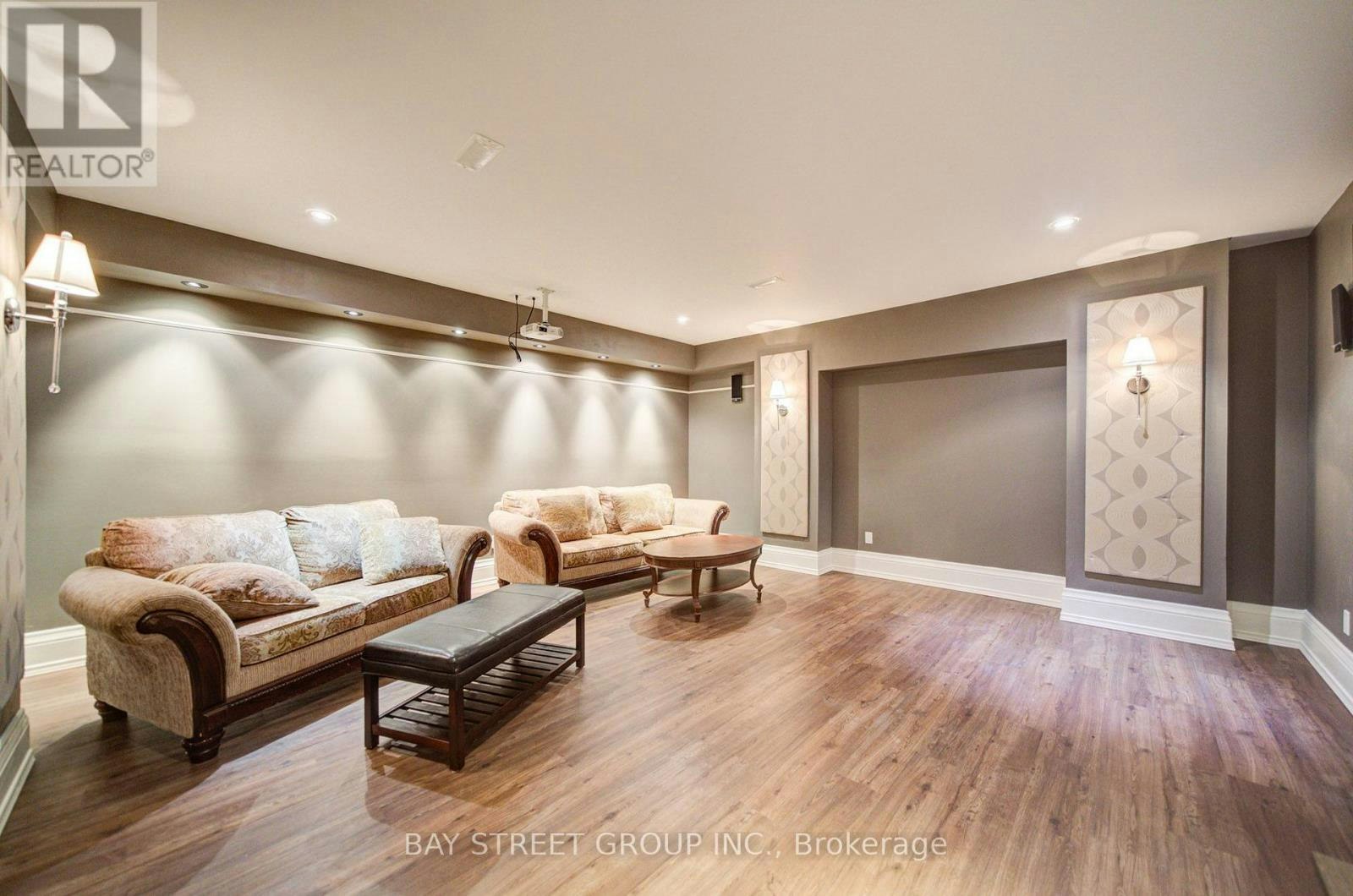 154 Munro Boulevard, Toronto, ON, M2P 1C8 - 41