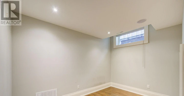 154 Munro Boulevard, Toronto, ON, M2P 1C8 - 48