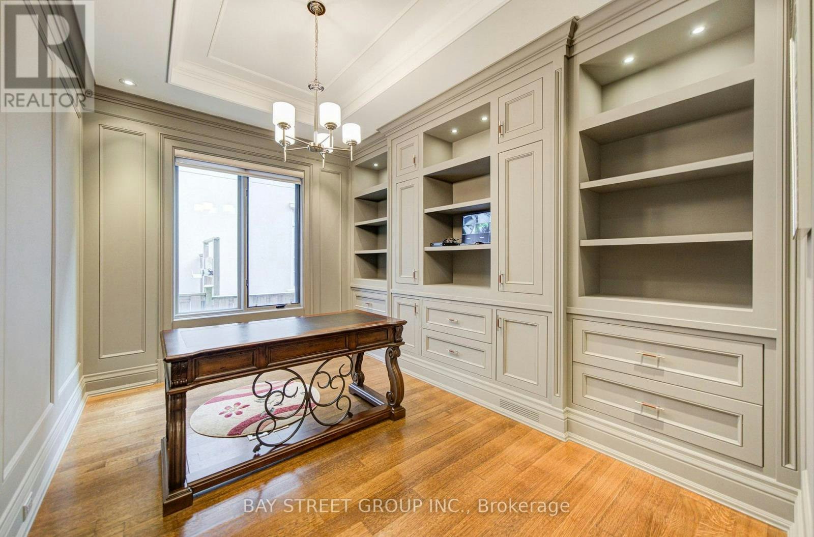 154 Munro Boulevard, Toronto, ON, M2P 1C8 - 11