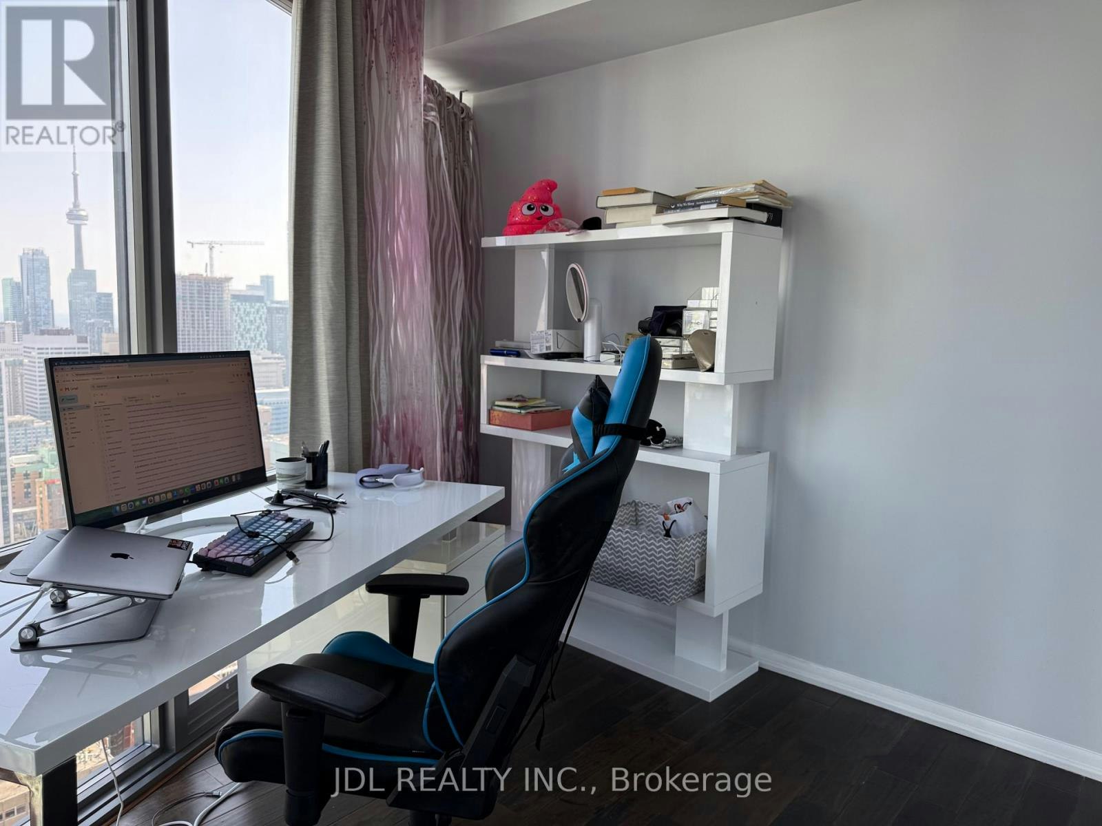 3708-832 Bay Street, Toronto, ON, M5S 1Z6 - 13