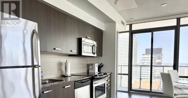 3708-832 Bay Street, Toronto, ON, M5S 1Z6 - 2