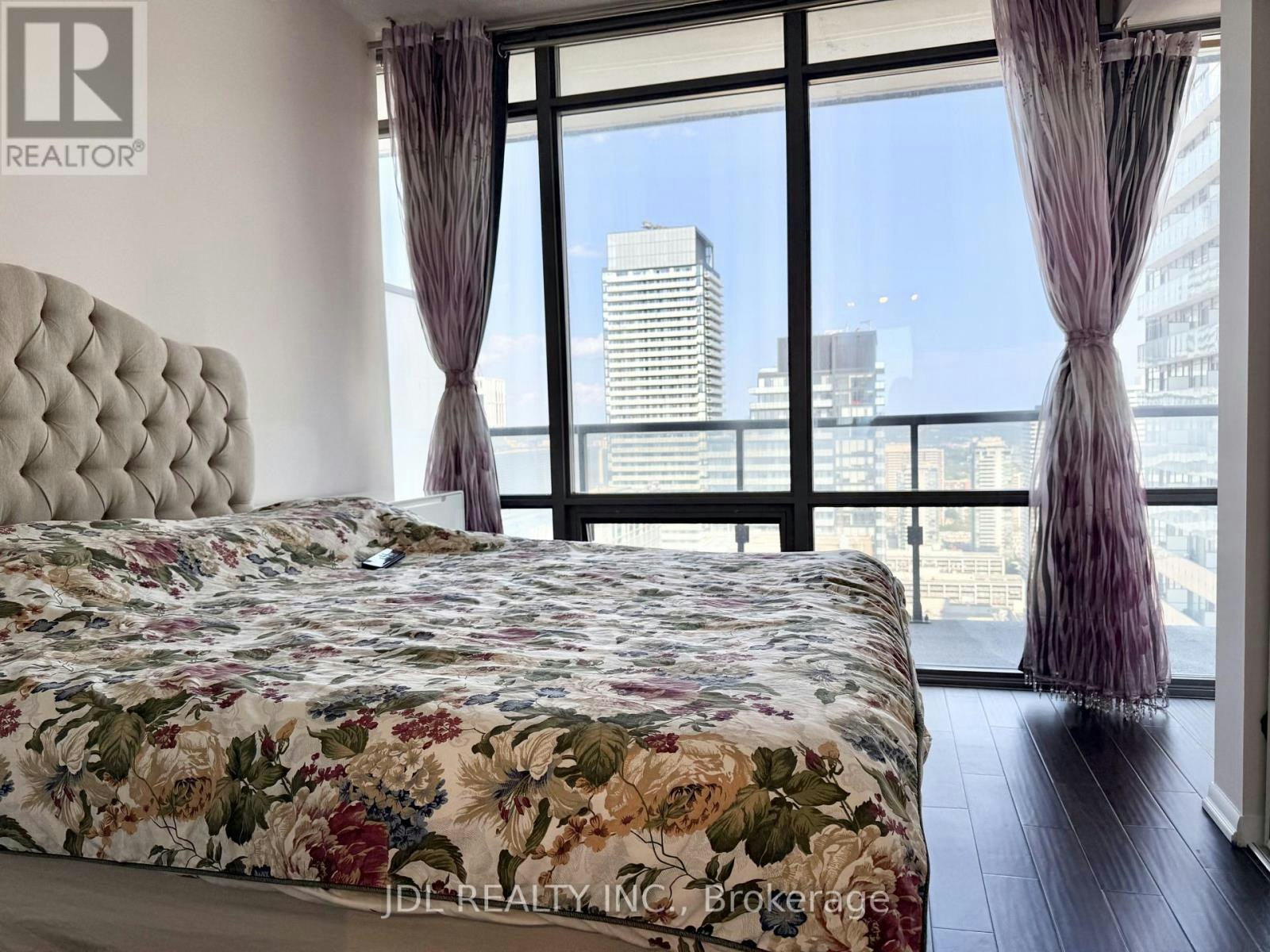 3708-832 Bay Street, Toronto, ON, M5S 1Z6 - 10