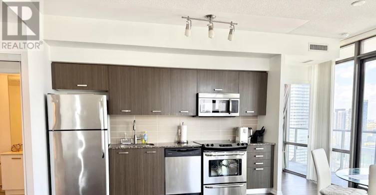 3708-832 Bay Street, Toronto, ON, M5S 1Z6 - 4