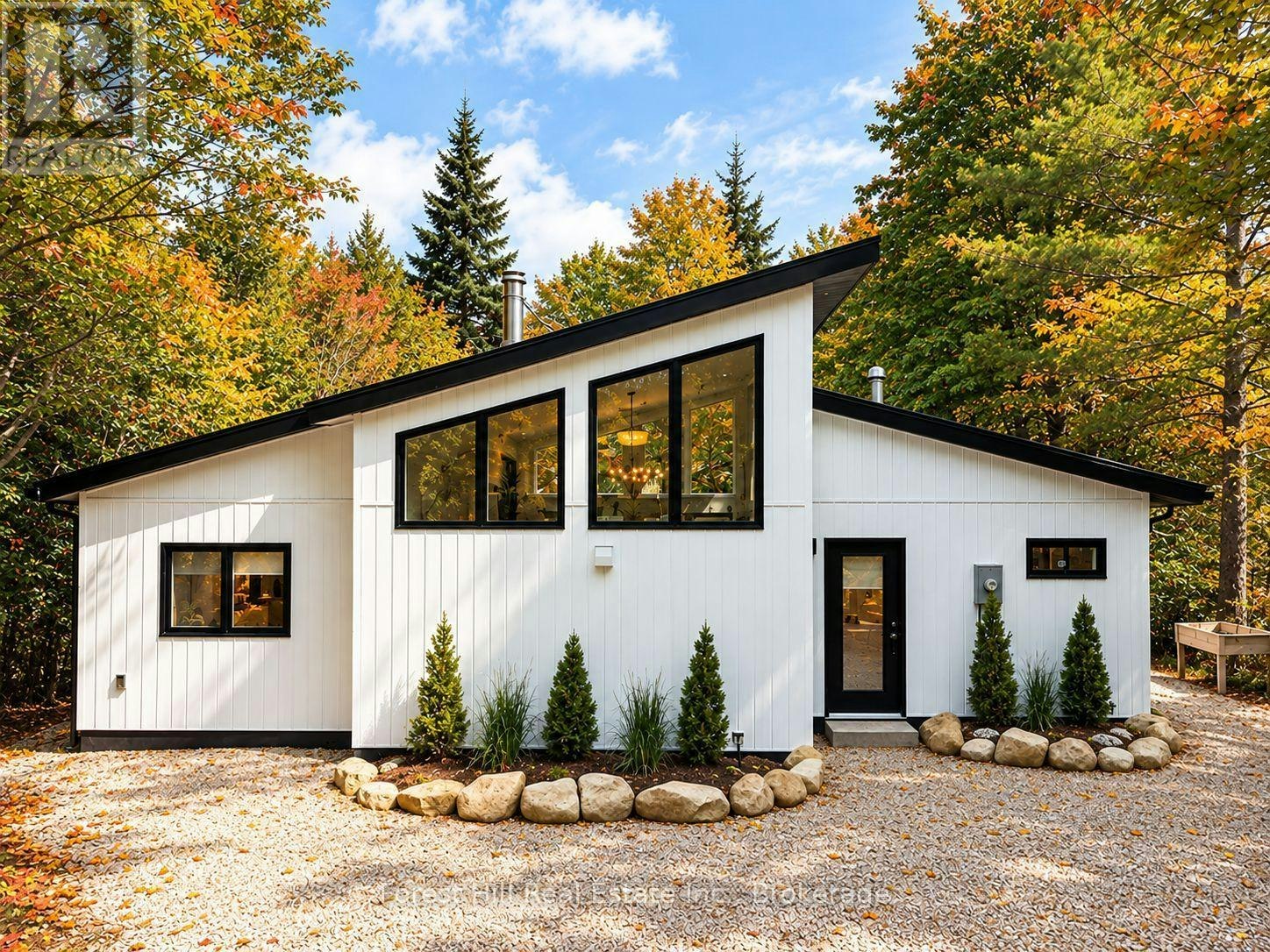 149 Sir William's Lane, Grey Highlands, ON, N0C 1E0
