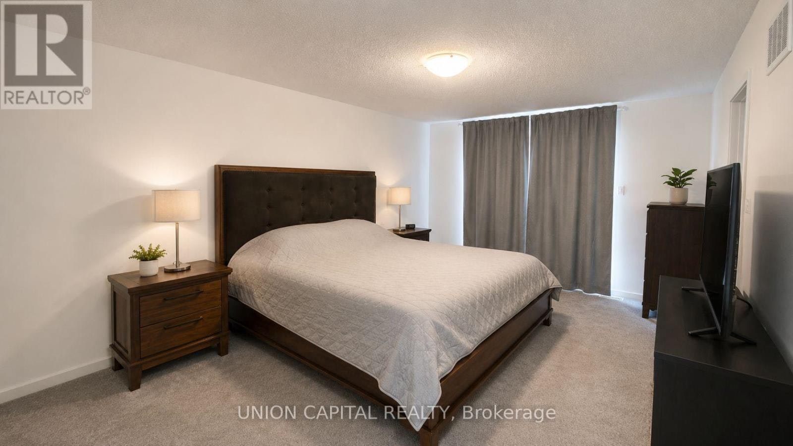 1984 Wilson Road N, Oshawa, ON, L1H 7K5 - 6