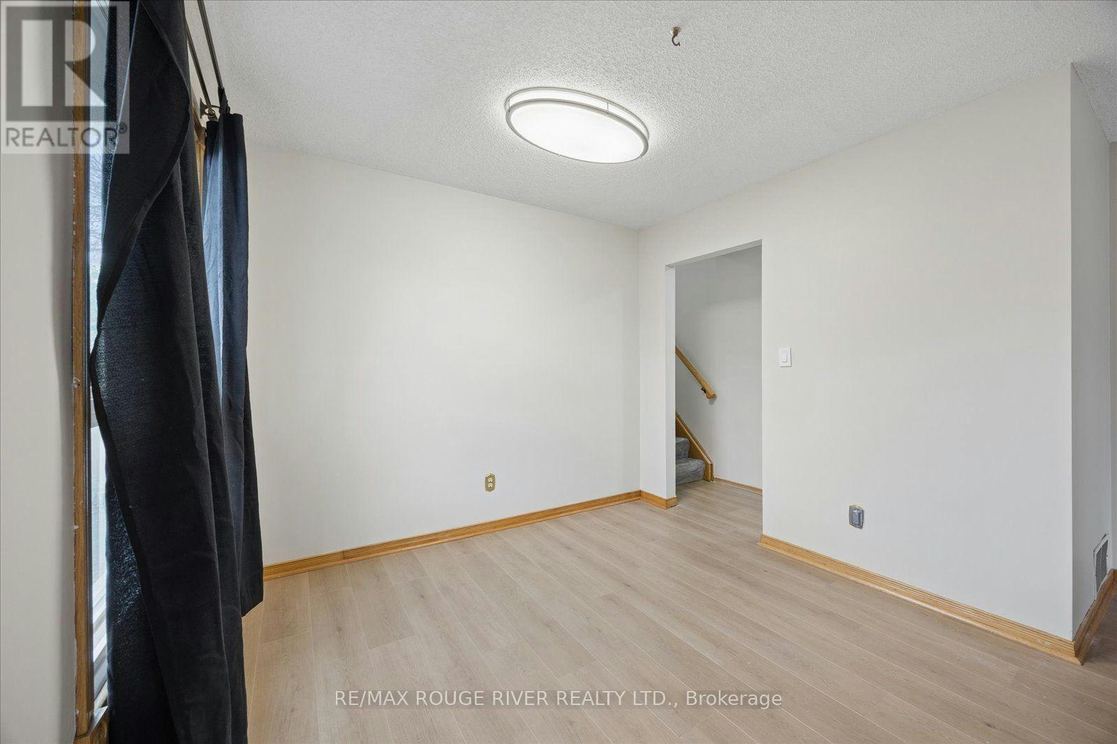 MAIN-856 Meadowhill Court, Oshawa, ON, L1K 1X5 - 10