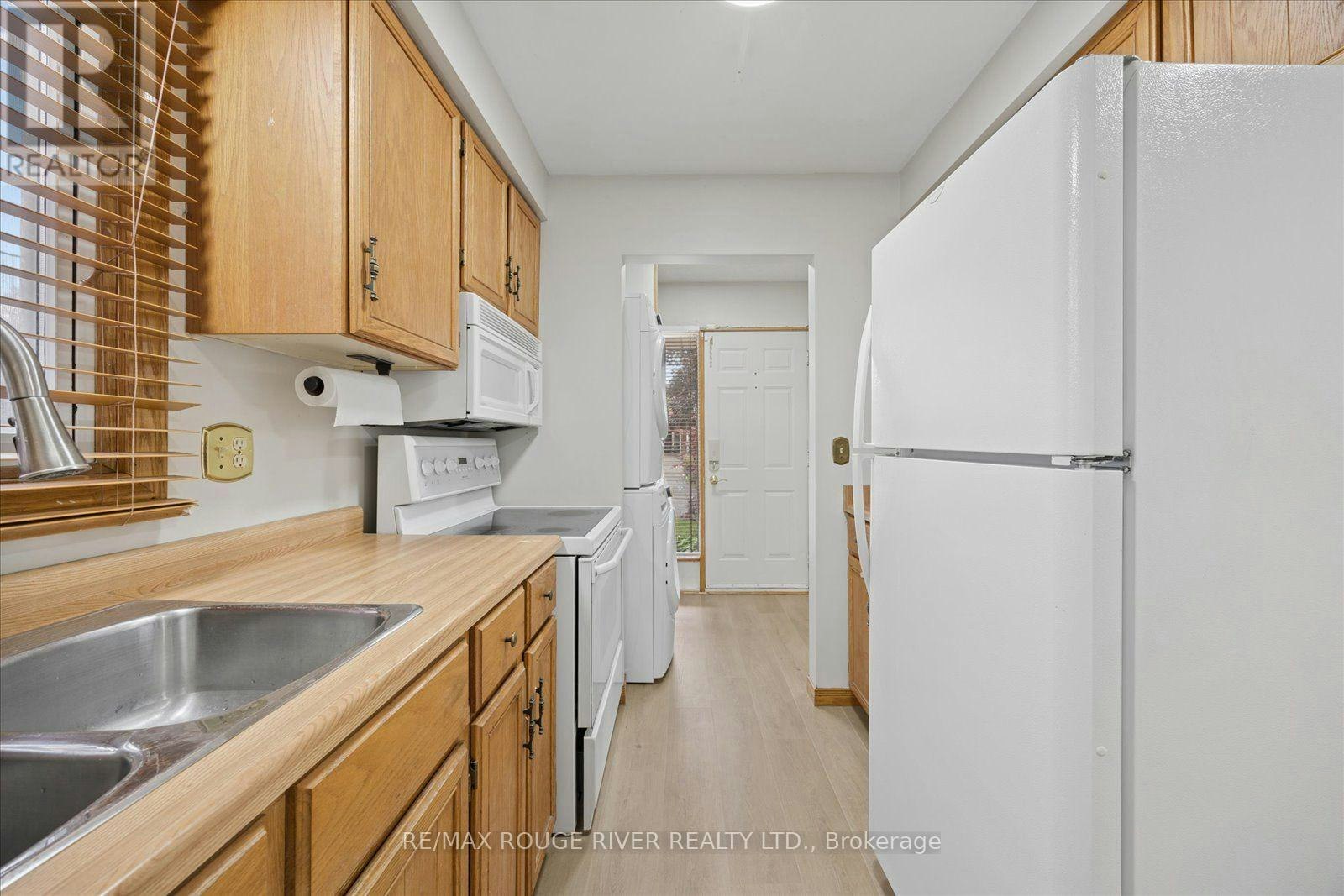 MAIN-856 Meadowhill Court, Oshawa, ON, L1K 1X5 - 15