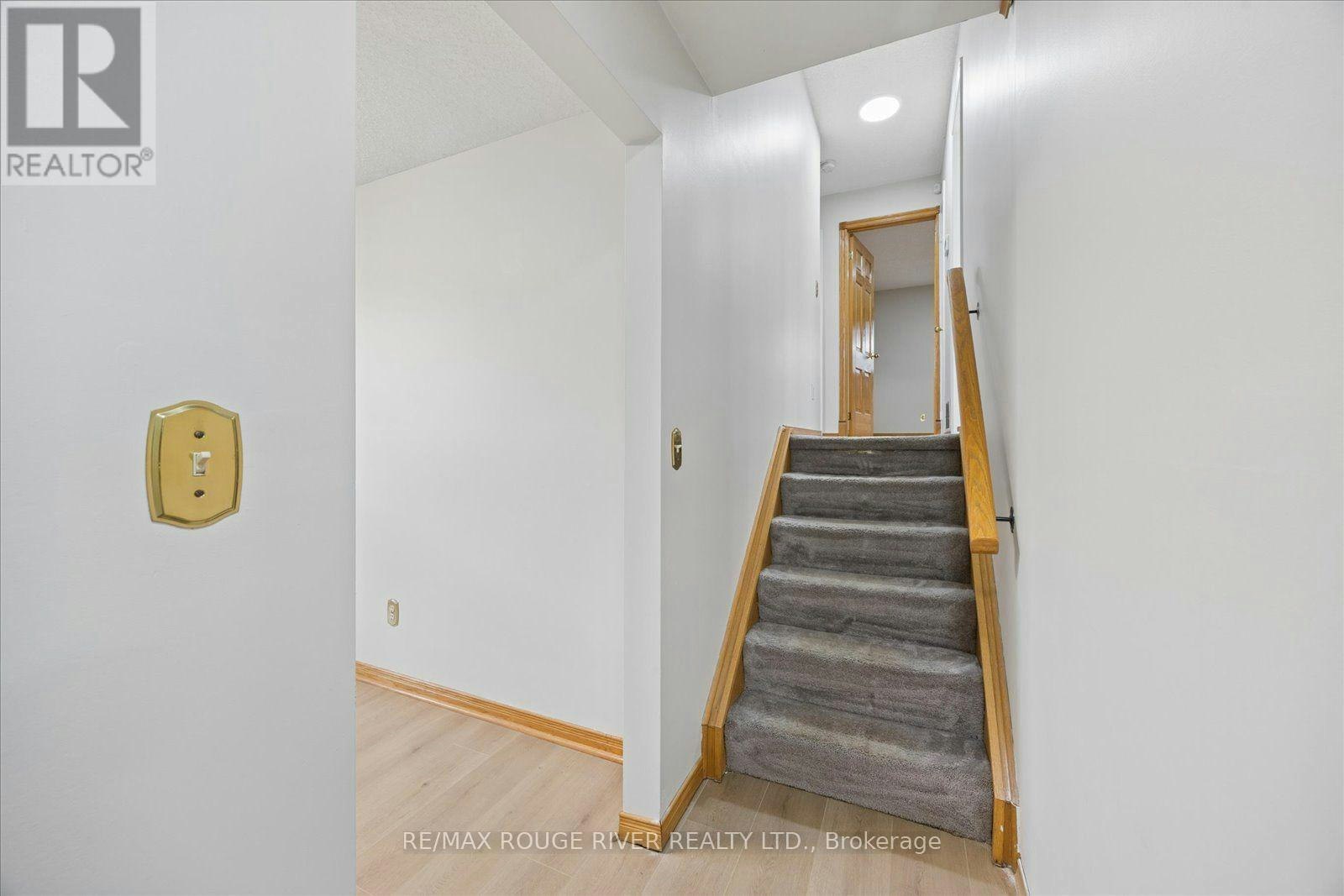 MAIN-856 Meadowhill Court, Oshawa, ON, L1K 1X5 - 17