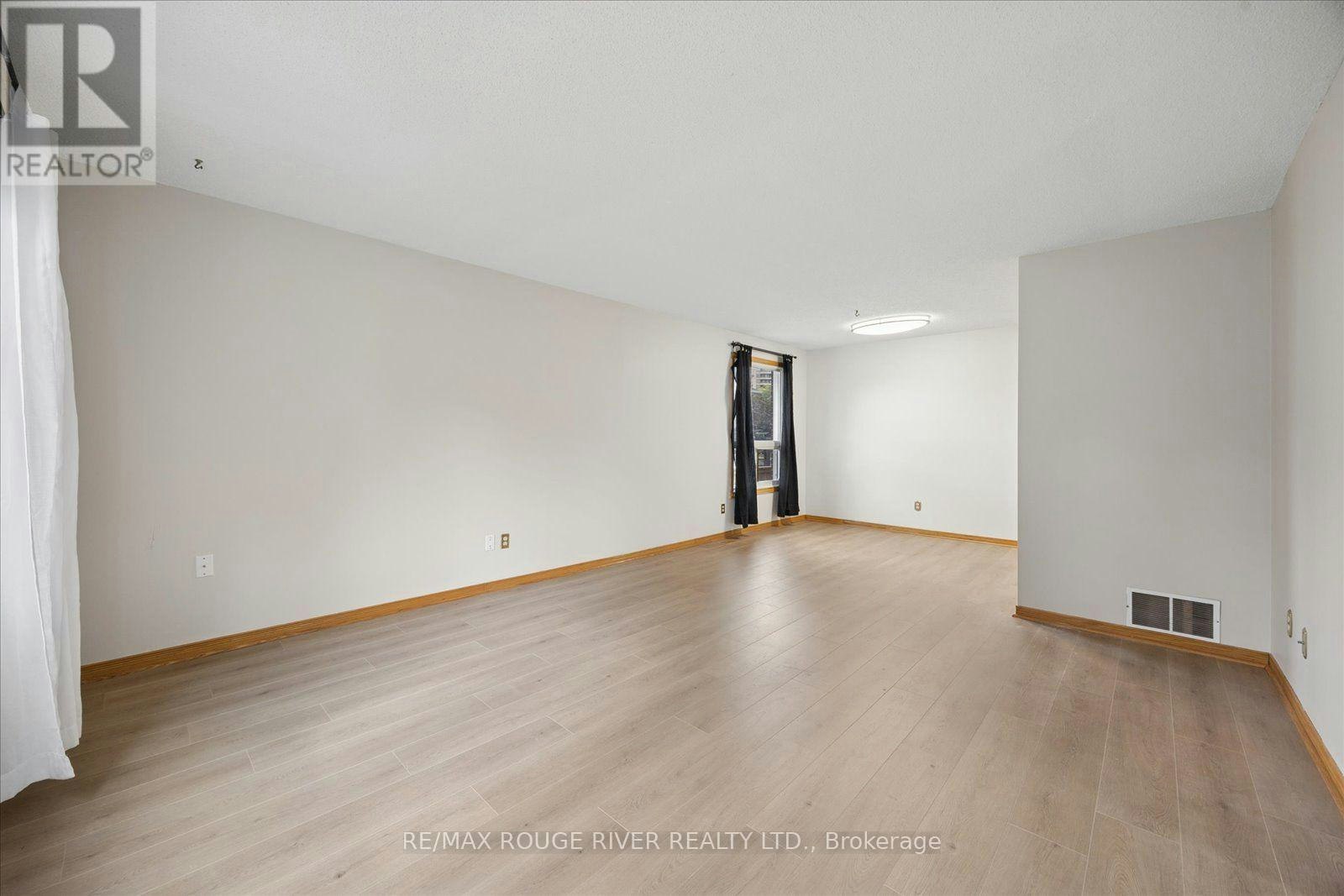 MAIN-856 Meadowhill Court, Oshawa, ON, L1K 1X5 - 7