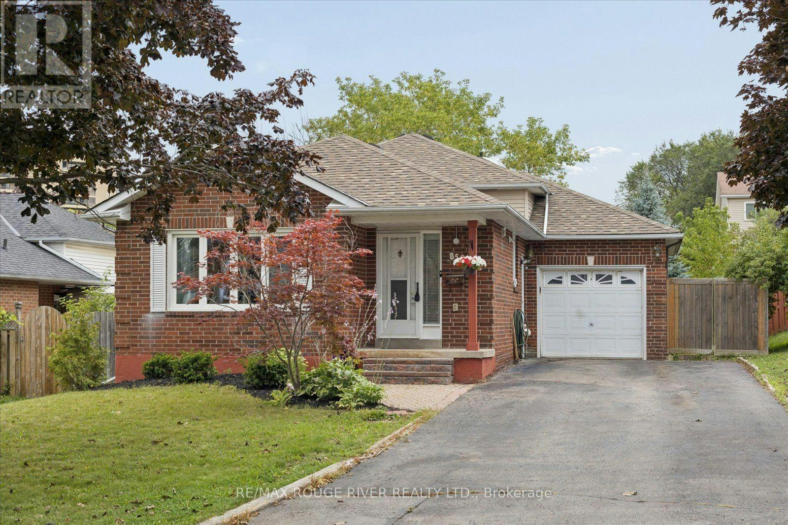 MAIN-856 Meadowhill Court, Oshawa, ON, L1K 1X5