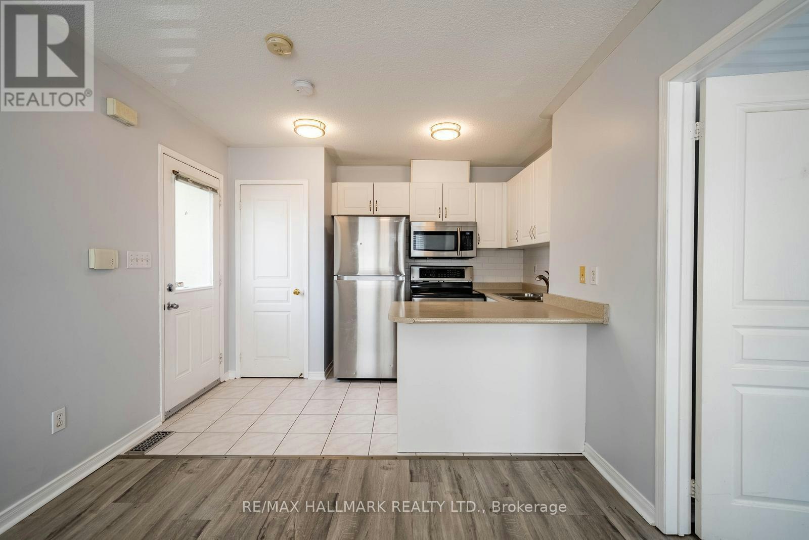COACH HOUSE-29 Hosta Avenue, Markham, ON, L6B 0J9 - 7
