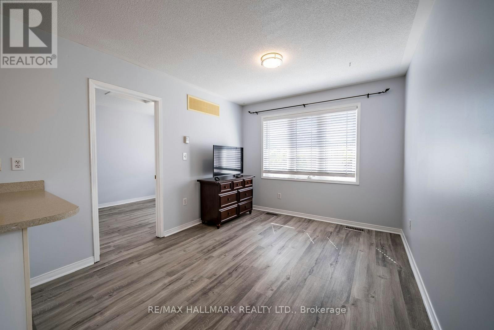 COACH HOUSE-29 Hosta Avenue, Markham, ON, L6B 0J9 - 8