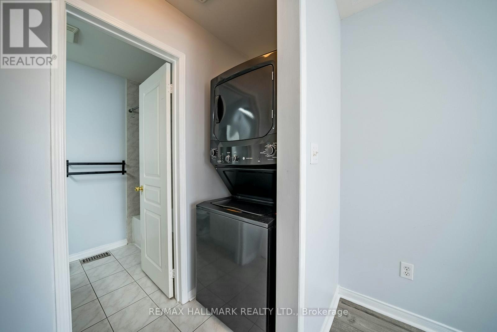 COACH HOUSE-29 Hosta Avenue, Markham, ON, L6B 0J9 - 16